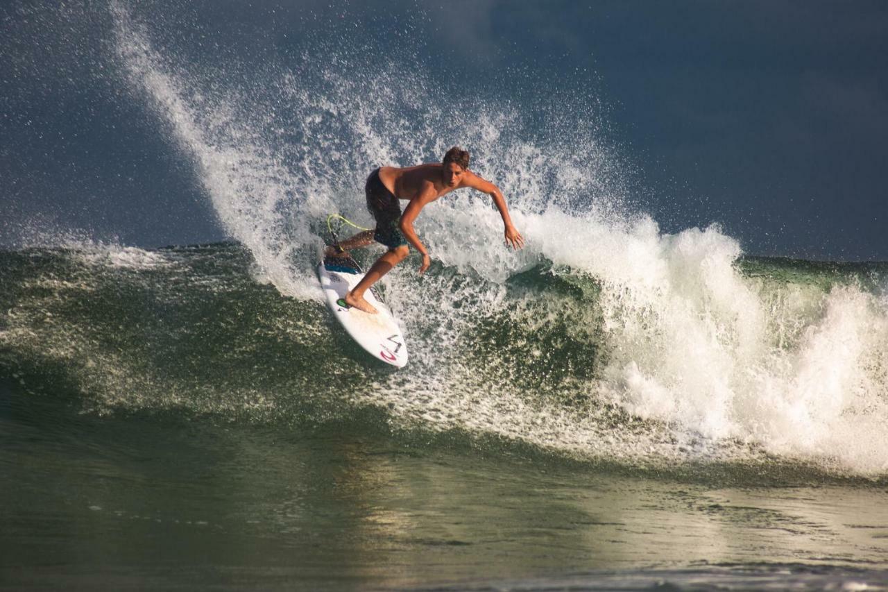 فندق The Spot Surfcamp بيسكاروس المظهر الخارجي الصورة